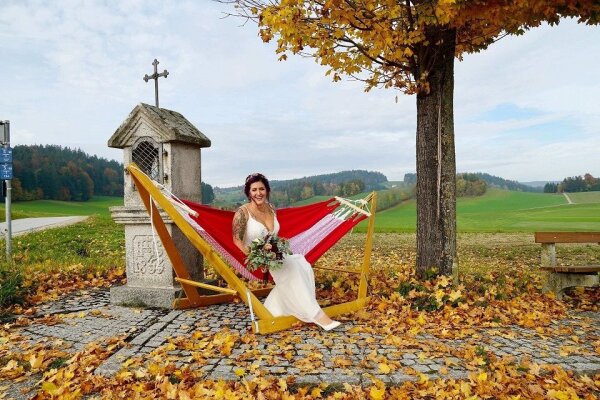 Love Stories and Hammock Things: Getting married in a hammock &amp; why our products make the ideal wedding gift - 