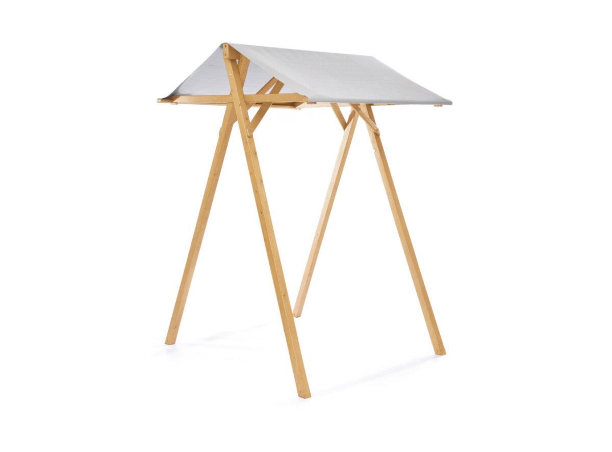 Chico-Hammoch chair frame with roof